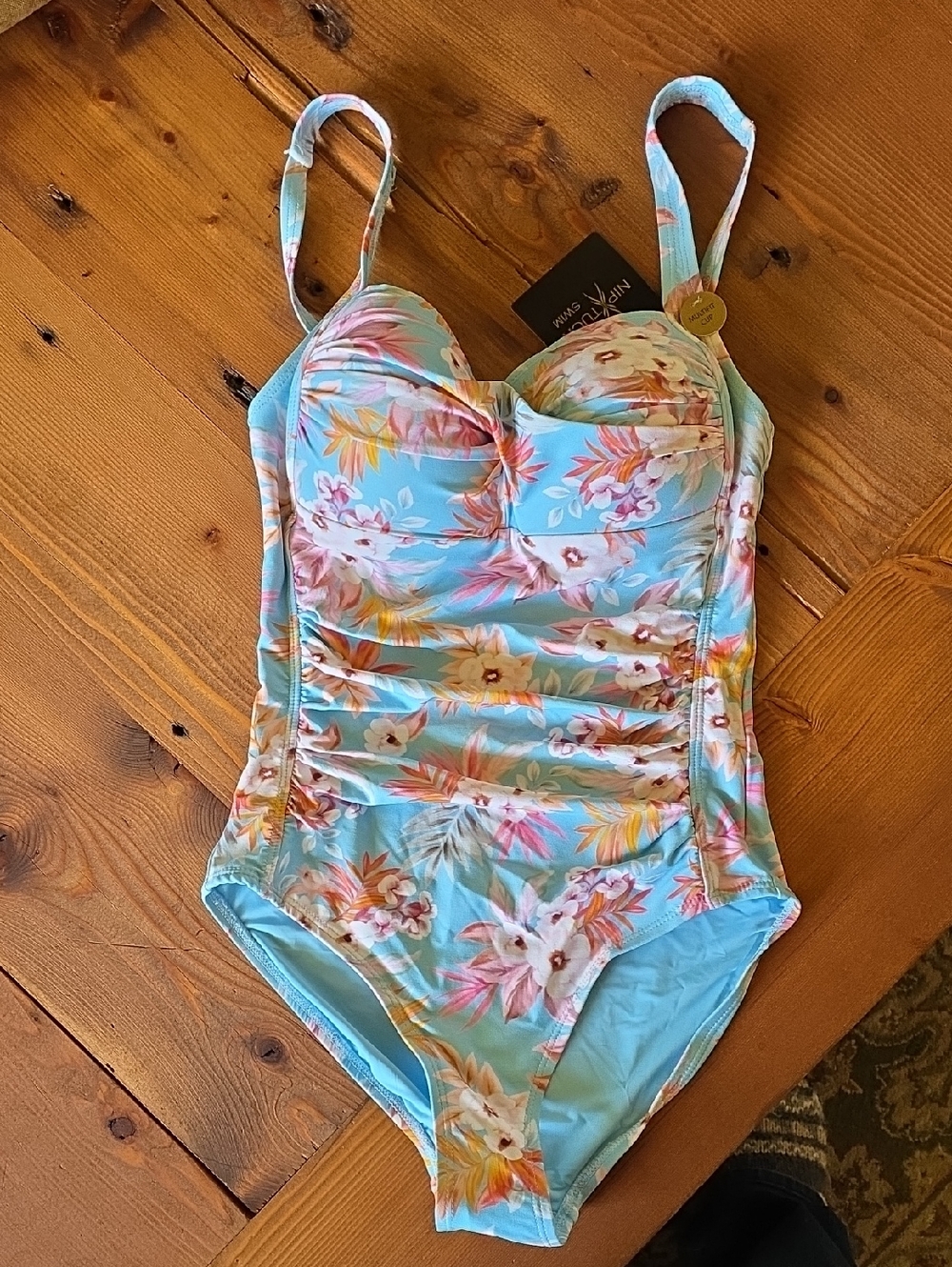 NWT Nip & Tuck Joanne One Piece Swimsuit Size 4